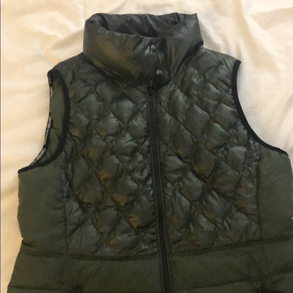 Calvin Klein Performance Form Fitting Puff Jacket - image 2